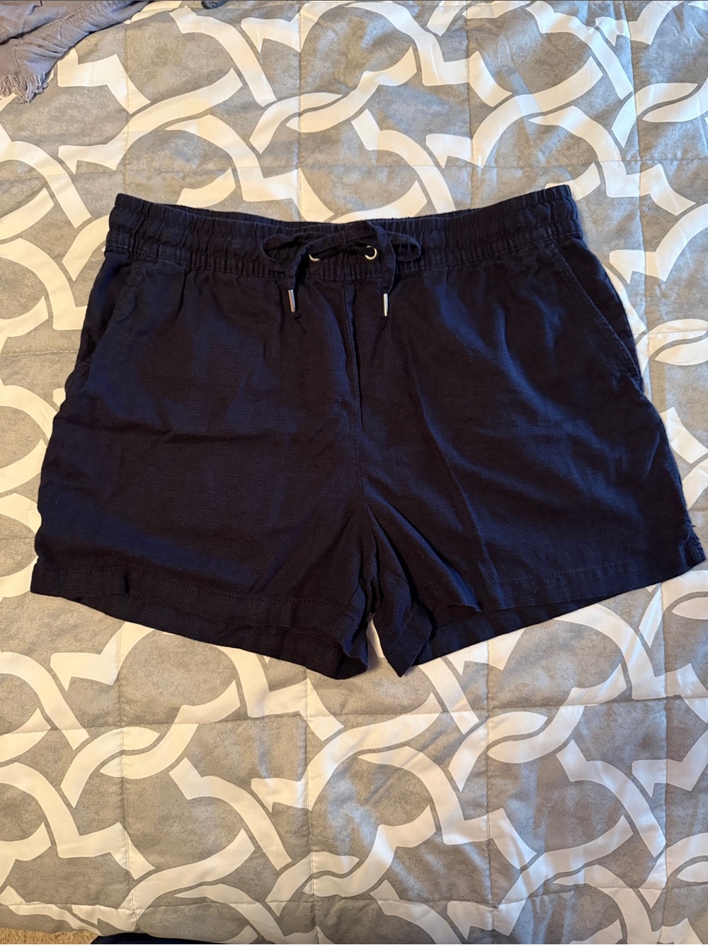 H&M Navy Drawstring Linen-Blend Shorts with Pockets